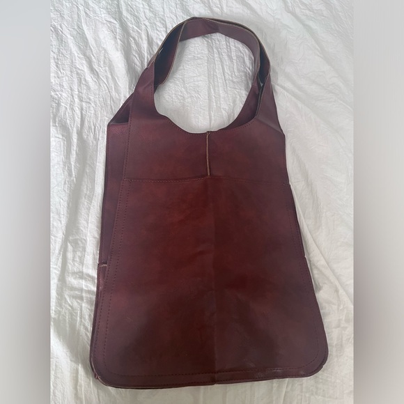 NWOT Large roomy Brown Tote PU/vegan Friendly - Picture 2 of 7